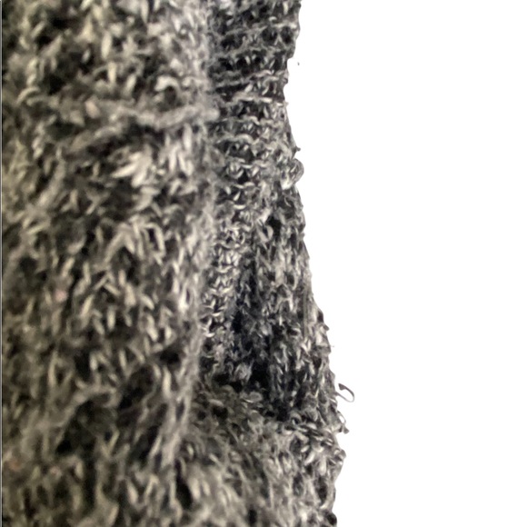 CLOUD CHASER SWEATER BLACK & GRAY HOODIE WOMENS SIZE LARGE - Picture 7 of 11